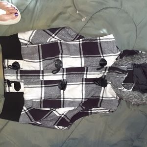 Black n white vest with hoodie